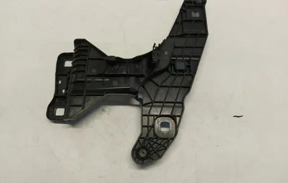 Headlight/headlamp mounting bracket