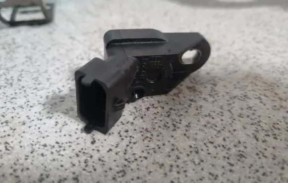 Fuel pressure sensor