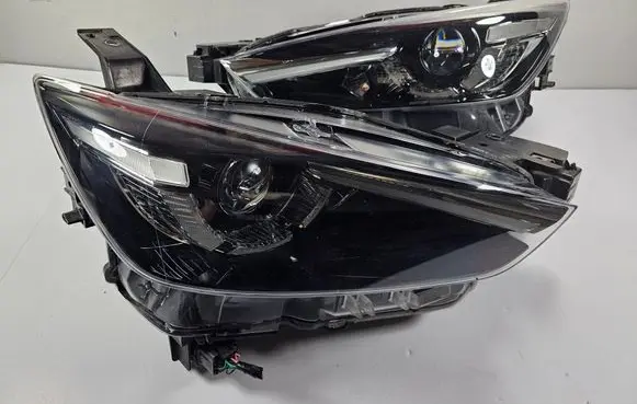 Mazda CX-3 Headlights/headlamps set 10PINCX33