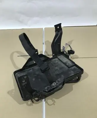Fiat 500X Battery box tray 