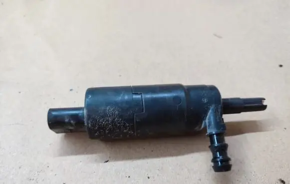 Audi Q7 4L Headlight washer pump 3B0955681