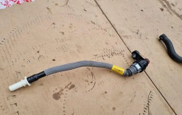 Renault Clio V Turbo turbocharger oiling pipe/hose 118724601R