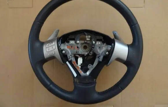 Toyota Auris 150 Steering wheel