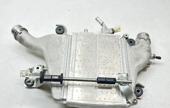 Toyota Land Cruiser (J150) Intercooler radiator 1794011080 65851600