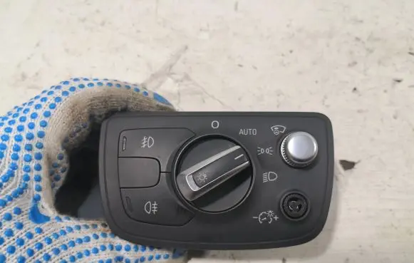 Audi A6 S6 C7 4G Light switch 4G0941531B