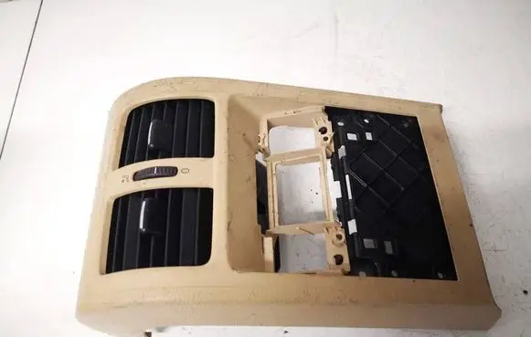 Volkswagen PASSAT B7 Dash center air vent grill 3c0819203