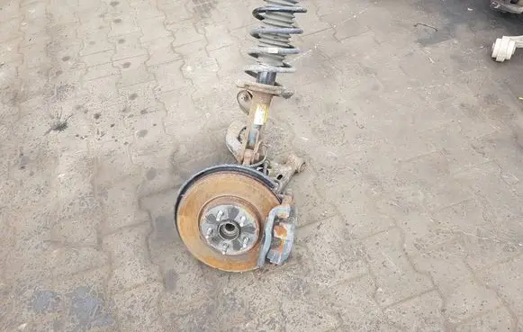 Opel Mokka X Front wheel hub spindle knuckle 
