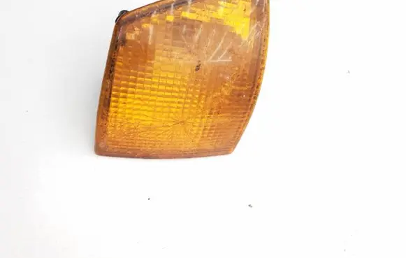 BMW 7 E32 Front indicator light 63131378821