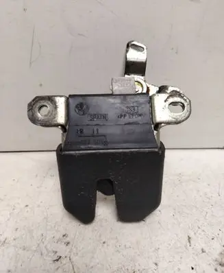 Tailgate/trunk/boot lock/catch/latch