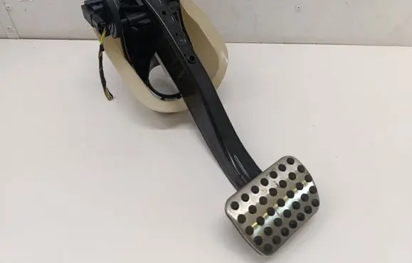 Mercedes-Benz GLC C254 Brake pedal A2062906400 A2232900000 A2239056113