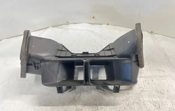 Skoda Superb B6 (3T) Cabin air duct channel 3T1819363 1461160