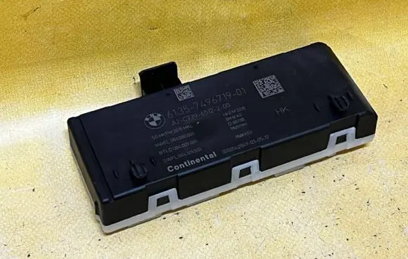 BMW 5 G30 G31 G38 Tailgate/trunk control unit/module 7496719