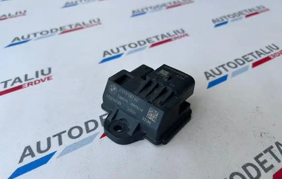 BMW 5 F10 F11 Glow plug pre-heat relay 8570087 7822098 12218570087