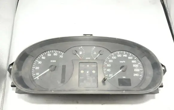 Renault Scenic I Speedometer (instrument cluster) 7700427904 3921595 501018970042