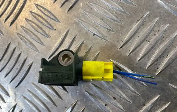Mercedes-Benz SLK R172 Airbag deployment crash/impact sensor A1729056000 5WK44192