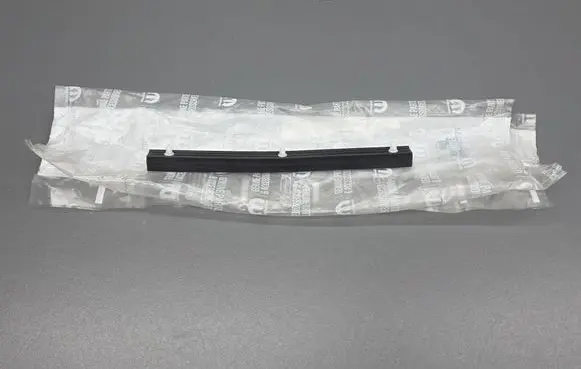 Peugeot 3008 II Engine compartment rubber 9841700180
