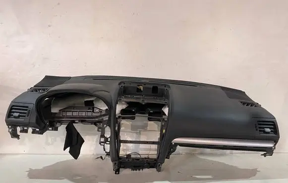 Subaru XV Dashboard 66100FJ020 66241FJ011 66100FJ110