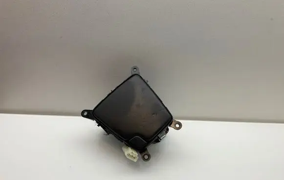 BMW 6 F12 F13 Ashtray (front) 9197229