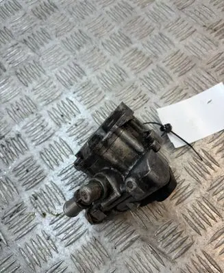 Audi A6 S6 C5 4B Power steering pump 4B0145155R