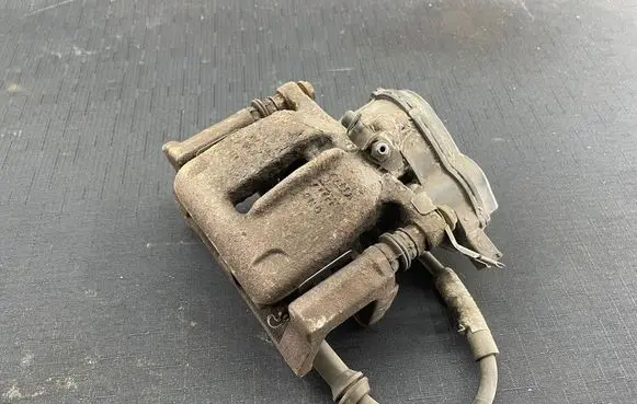 Audi A7 S7 4G Rear brake caliper 4G0615403