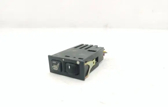 BMW 5 E39 Seat heating switch 61318352259 03055000 4595010