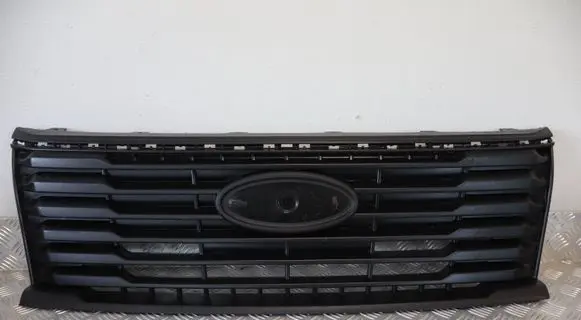 Ford Transit Courier II Front bumper upper radiator grill R2X6-8B271-A R2X68B271A