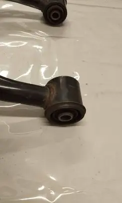 Toyota Land Cruiser (J150) Front lower control arm/wishbone
