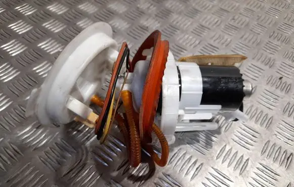 Audi A4 S4 B9 In-tank fuel pump 8W0919087J