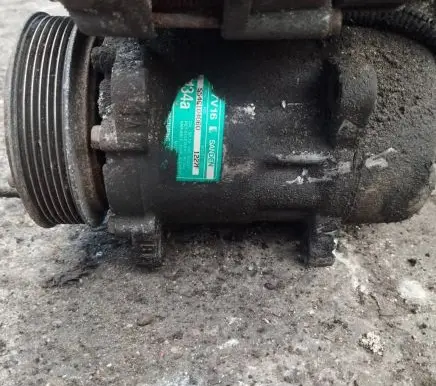 Citroen Xsara Picasso Air conditioning (A/C) compressor (pump) 5546104060