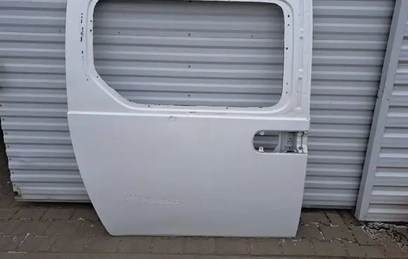Hyundai Staria Side sliding door 