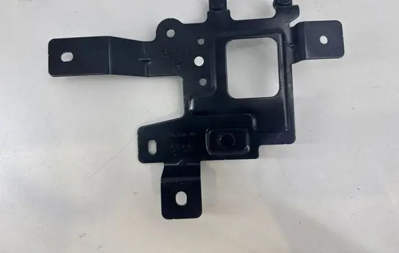 KIA Xceed Blind spot radar bracket L0000472