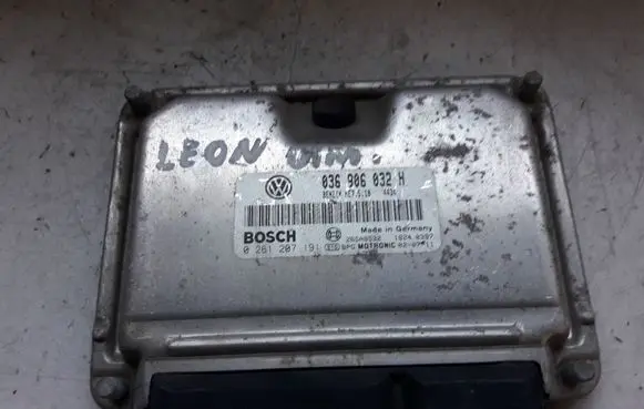 Volkswagen Golf IV Engine control unit/module 0261207191