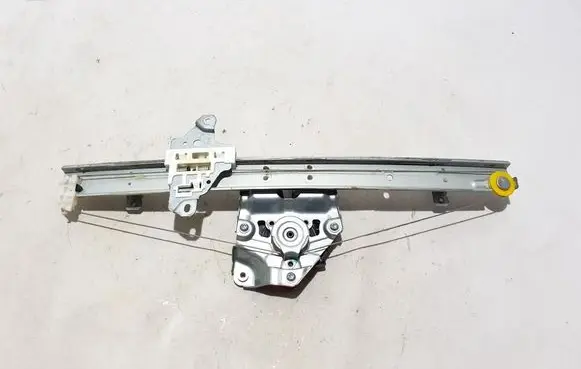 Nissan X-Trail T33 Front door window regulator with motor 807506RN1B