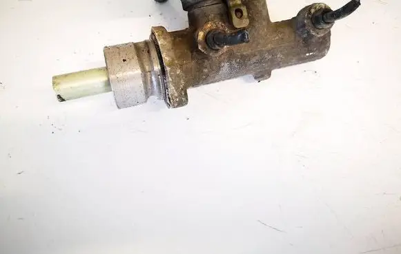 Audi A3 S3 8L Master brake cylinder