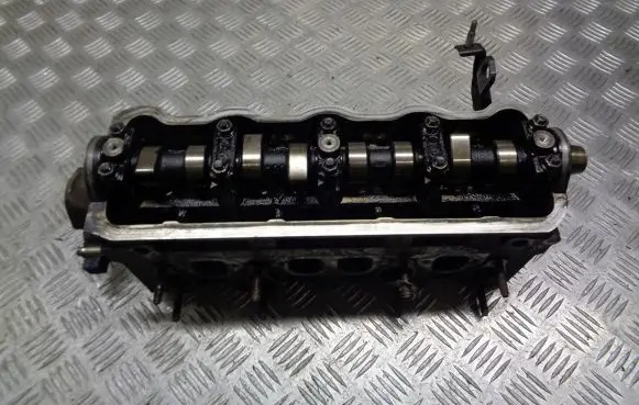 Skoda Octavia Mk1 (1U) Engine head 038103373A
