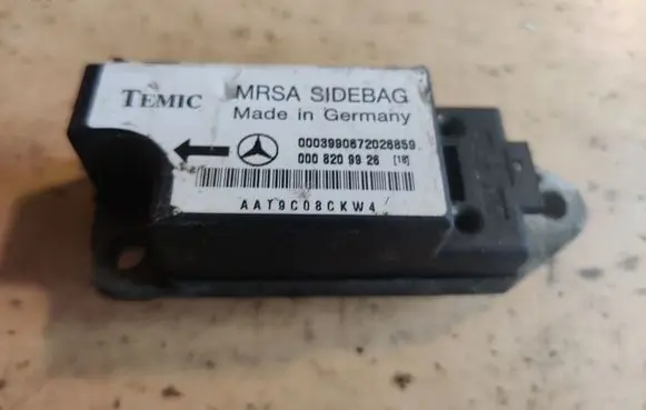 Mercedes-Benz E W210 Airbag deployment crash/impact sensor 0008209926
