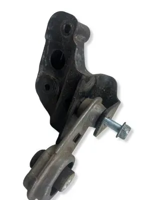 Renault Kadjar Engine mount bracket 112383734R