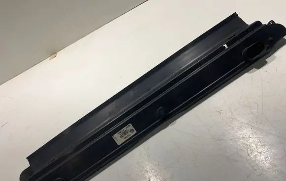 BMW 5 E60 E61 Top upper radiator support slam panel 7787830 22793115 PA66GF3