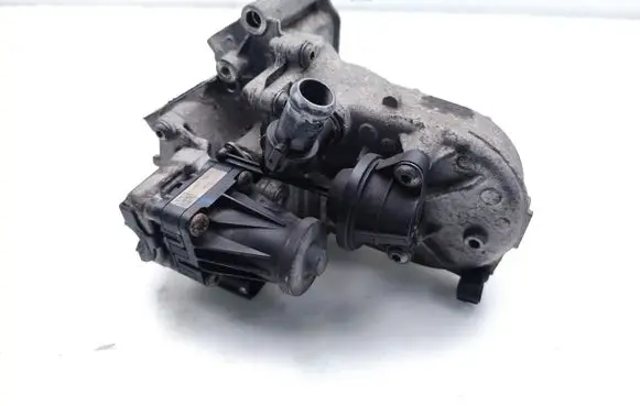 Opel Corsa D EGR valve 55236303 50276432 70362204