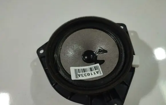 Toyota Avensis Verso Front door speaker 8616013080