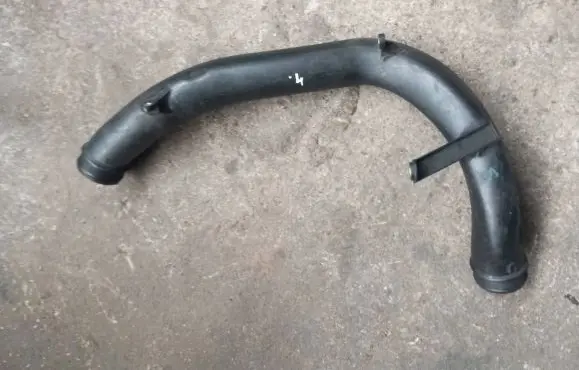 Volvo V70 Intercooler hose/pipe 31261343