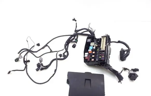 Toyota Verso Fuse module 8274102050