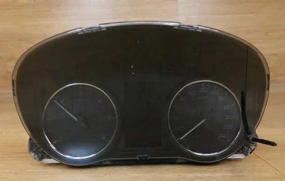 Mitsubishi Outlander Speedometer (instrument cluster) 8100C296