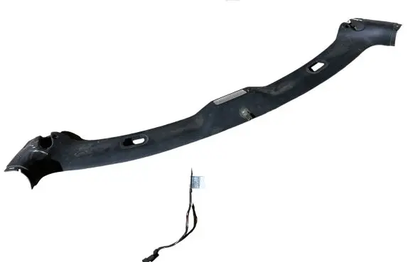 BMW Z3 E36 Windshield trim 8401181