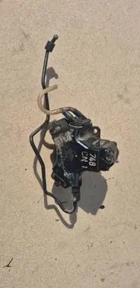 Mercedes-Benz A W168 Fuel injection high pressure pump A6110700501 A0898296322