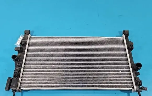 Opel Insignia A Coolant radiator IMPRK1551313