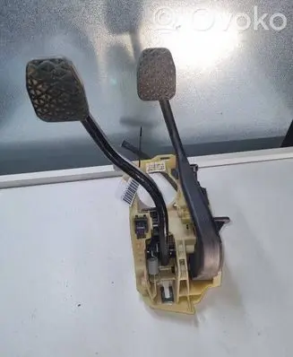 BMW 5 E60 E61 Brake pedal 6769220 4010613B