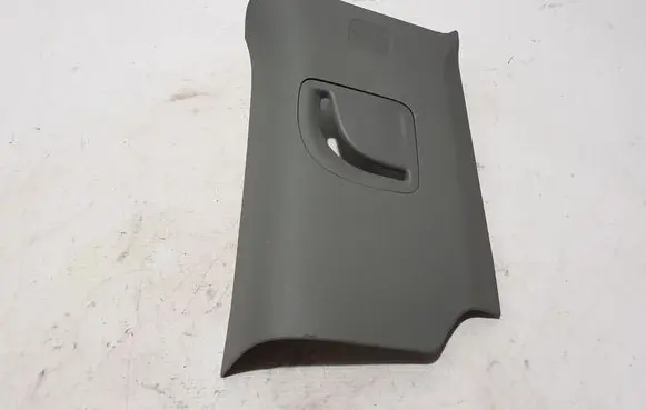Chevrolet Silverado (D)pillar trim (top) 84891471