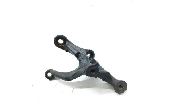 Peugeot 508 RXH Engine mounting bracket 9687262980