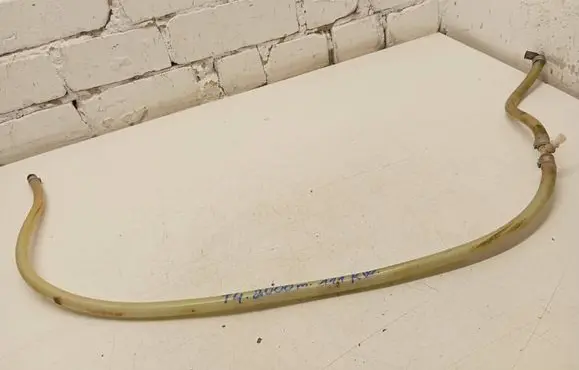 Volkswagen Transporter - Caravelle T4 Headlight washer hose/pipe 